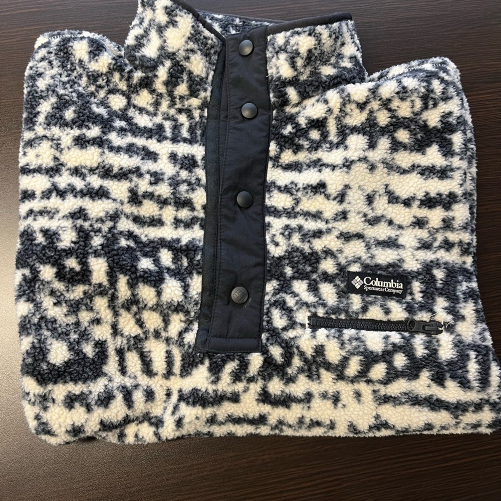 Columbia Monochrome Patterned Fleece Jacket